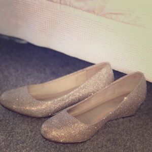 One inch golden heels/wedges